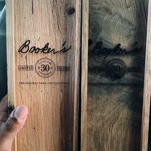 2 Bookers 30&apos;s