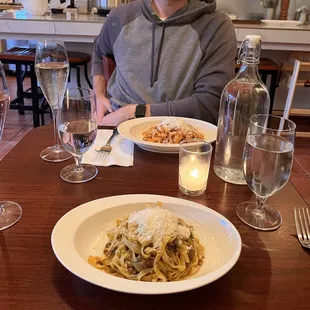 Fettucine alla Bolognese and Prosciutto e Vodka pastas