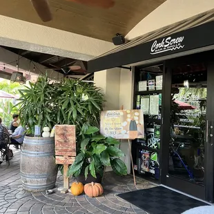 The front entrance before going inside the restaurant