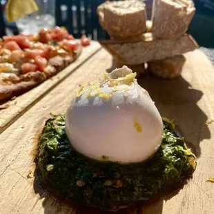 Burrata &amp; Pesto