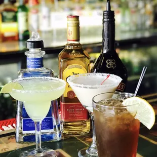 $3 Happy hour martinis Monday to Friday 1:30-5:00.