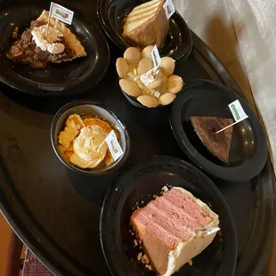 What&apos;s your favorite dessert?