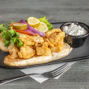 Catfish Po&apos;boy