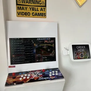 sushi and sashimi, interior