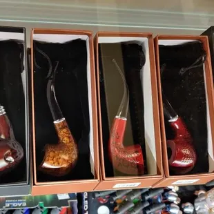 Tobacco pipes