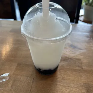 Lychee smoothie with tapioca pearls
