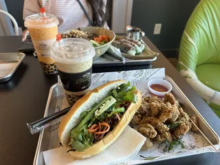 BreakTime Tea Lounge & Bánh Mì