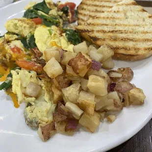 I took a close up but seriously small portions.