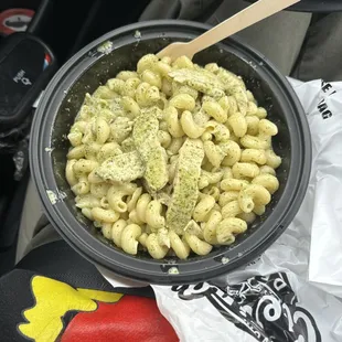 Pesto Cavatappi