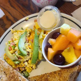 Live their breakfast options! Had the cinnamon Latte.