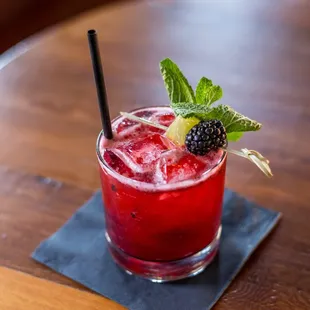 $2 off House Cocktails every Thursday!