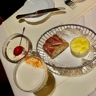 AMAZING BREAD AND BUTTER