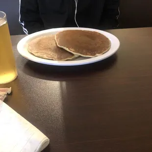 Short stack pancakes