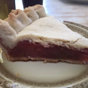 Strawberry rhubarb pie