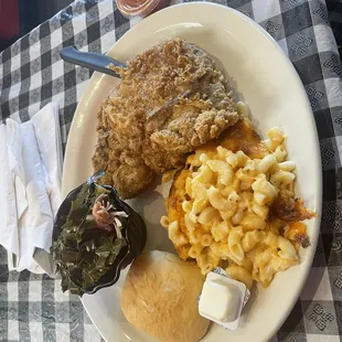 Fried pork chop&apos;s special