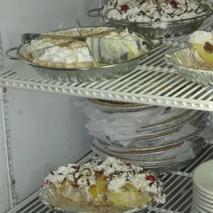 Banana Split Pie