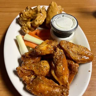 Cajun (wet) and lemon pepper hot wings