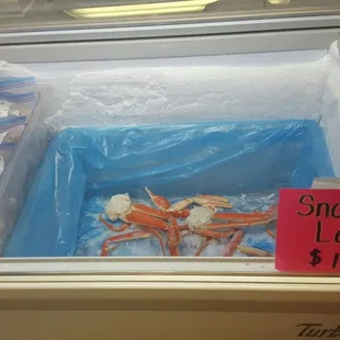 crabs in a cold case