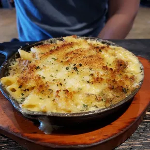 Mac N Cheese w/ Bacon
