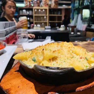 5 Mac N Cheese Poppers