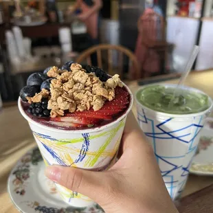 Açaí bowl and their complete reboot juice