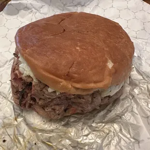 Pulled pork with slaw (3.7/5)