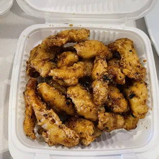 bbq wings, fried chicken wings, chicken wings and fried chicken, food, chicken wings, poultry, bbq chicken, fried chicken, chicken