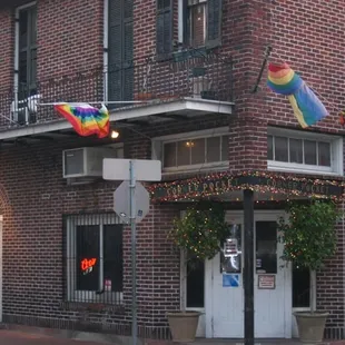 the front of a brick building