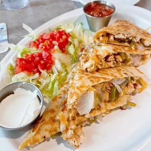 CHICKEN QUESADILLA