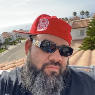 mark t.