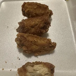 Lemon Pepper 10 Wings Basket