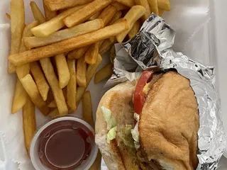 Pyro’s Burger & Wings
