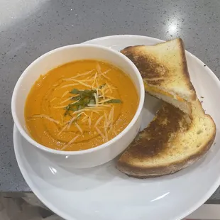 Creamy tomato soup