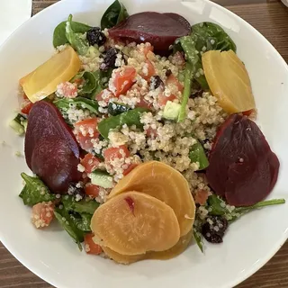 BEET QUINOA SALAD