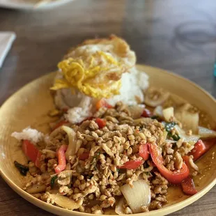 Kapow Thai Kai Dow (Hot basil ground chicken with steamed rice and fried egg)