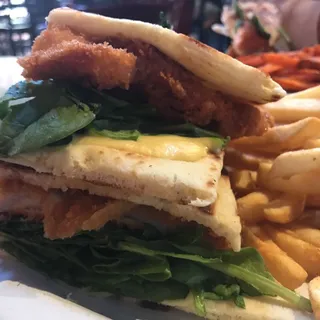 Crispy Chicken Naan Sandwich