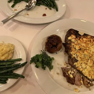 The blue cheese on my T-bone was great as was the garlic clove