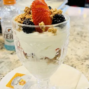 Greek yogurt Parfait