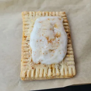 Apple pie pop tart