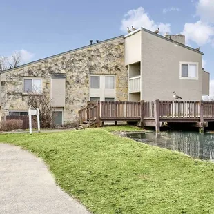 Welcome home to Cornerstone Crossing!