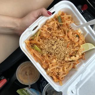 Chicken Phad Thai Noodles