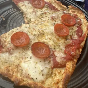 Kids pepperoni pizza