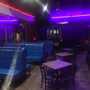 The famous Blue Setter booths are elegant and offer a more intimate experience.