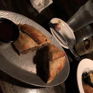 The Oggie ( The Traditional Pasty )