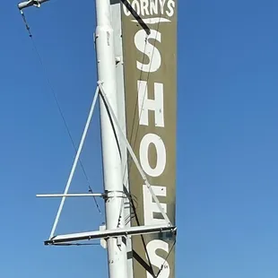 Love the vintage sign