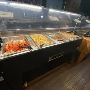 Seafood pasta, snow crab legs, crab cakes, apple crumble all good