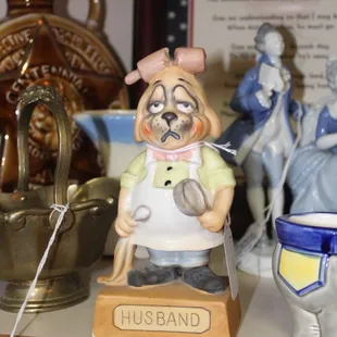 A husband figurine