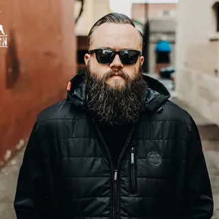 Chris K.