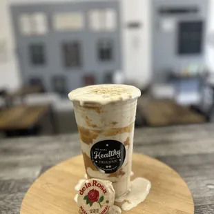 Mazapán Shake 
160 calories| 16 grs protein 
It's a meal replacement