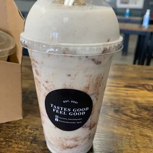 Banana nut bread shake!